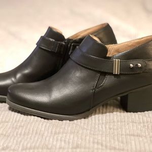 Black Ankle Booties, Natural Soul Women's 10. NEW